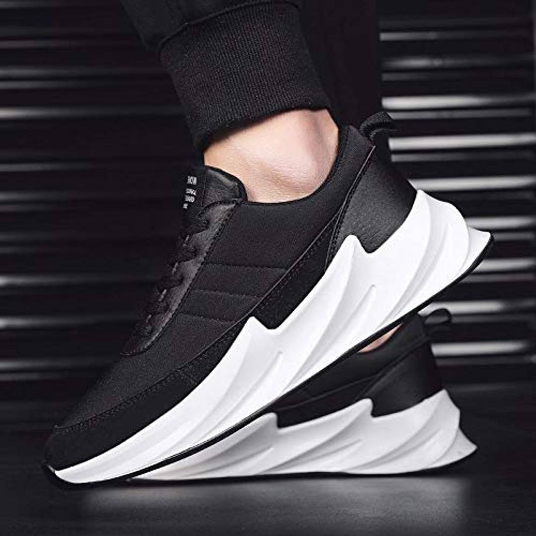 Elegant Black Mesh Solid Sports Shoes For Men