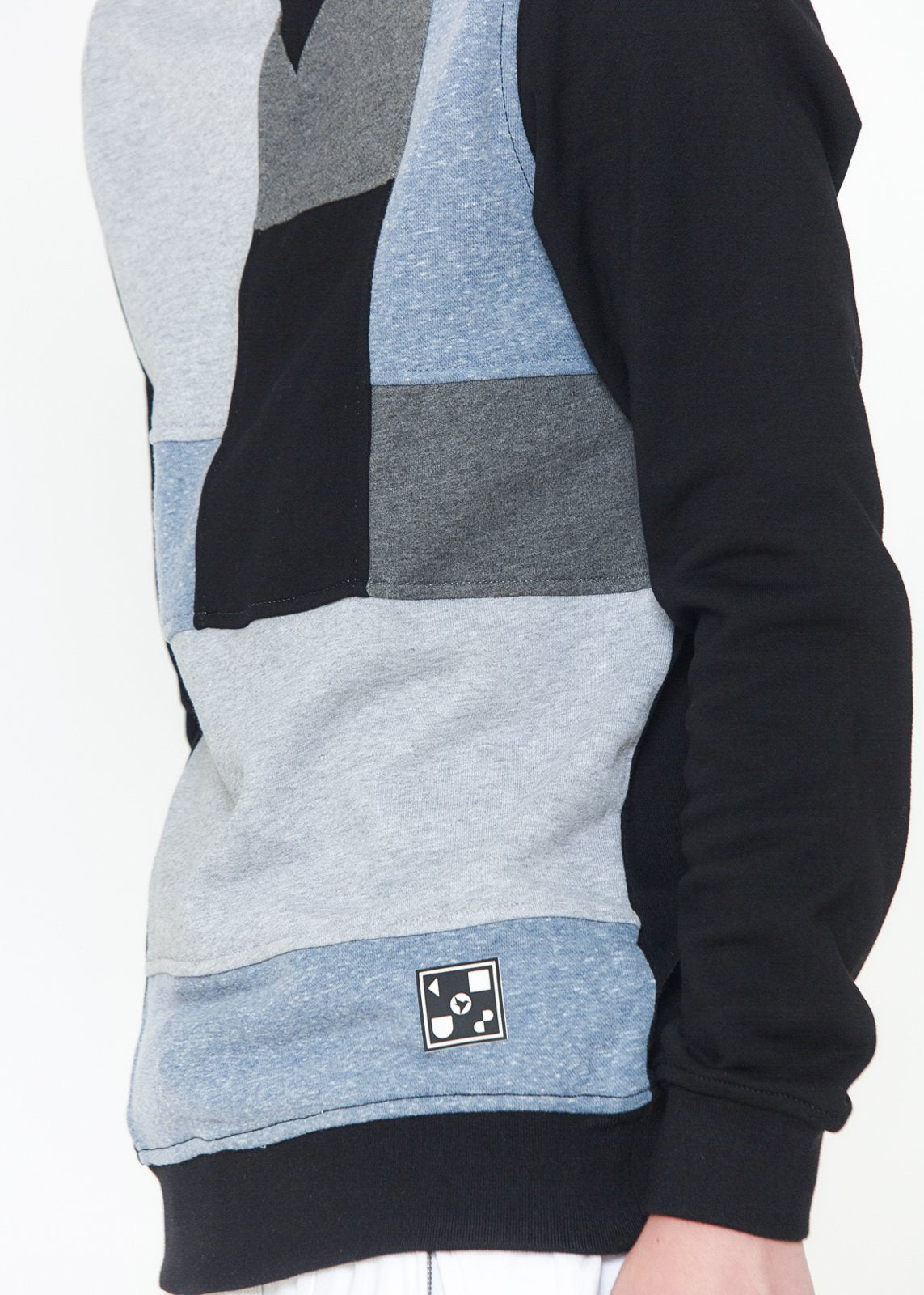 Konus Men's Sweatshirt w/ Panelling in Black